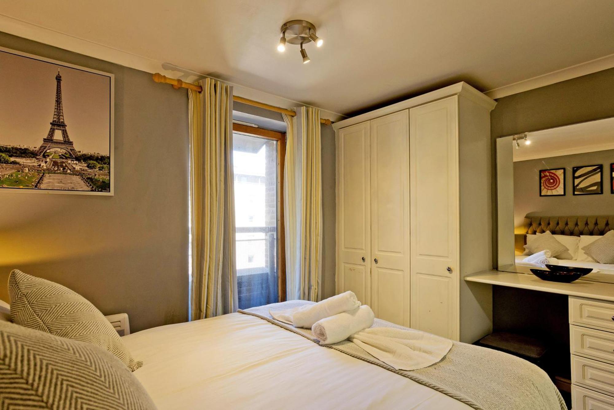Imperial Meridian Place Apartment ลอนดอน ภายนอก รูปภาพ
